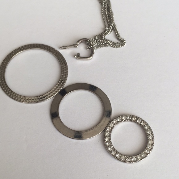 Premier Designs Triple Chain Rhinestone Pendant - Picture 5 of 5